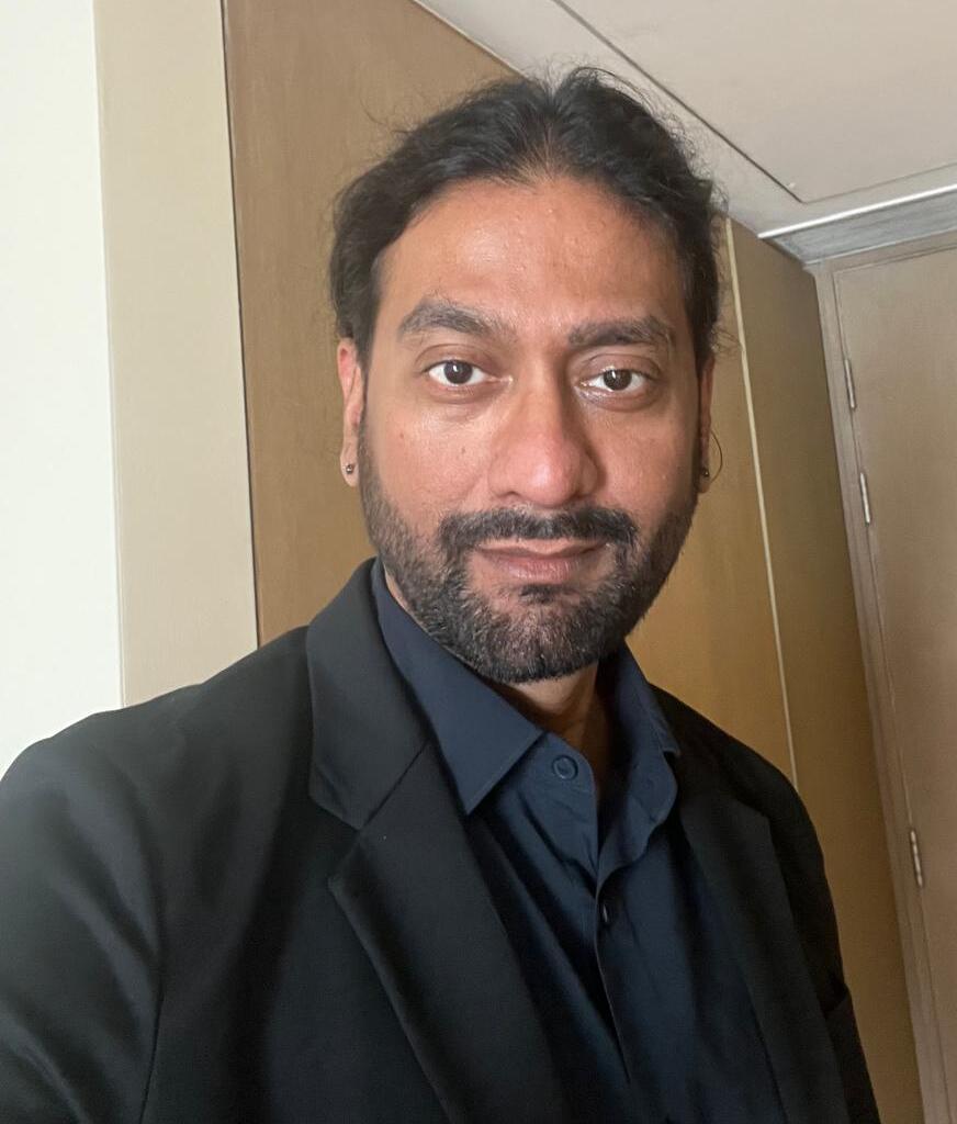 Mr.Neeraj Dhawan